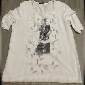 Gerry Weber White Short-Sleeve Tee with Black Graphic